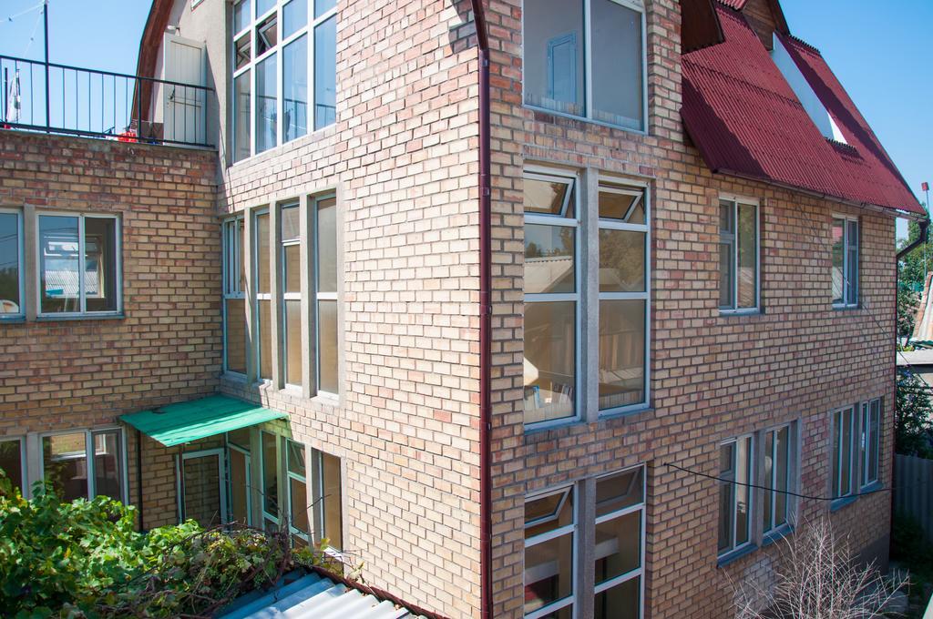 Sakura Guesthouse Μπισκέκ Εξωτερικό φωτογραφία